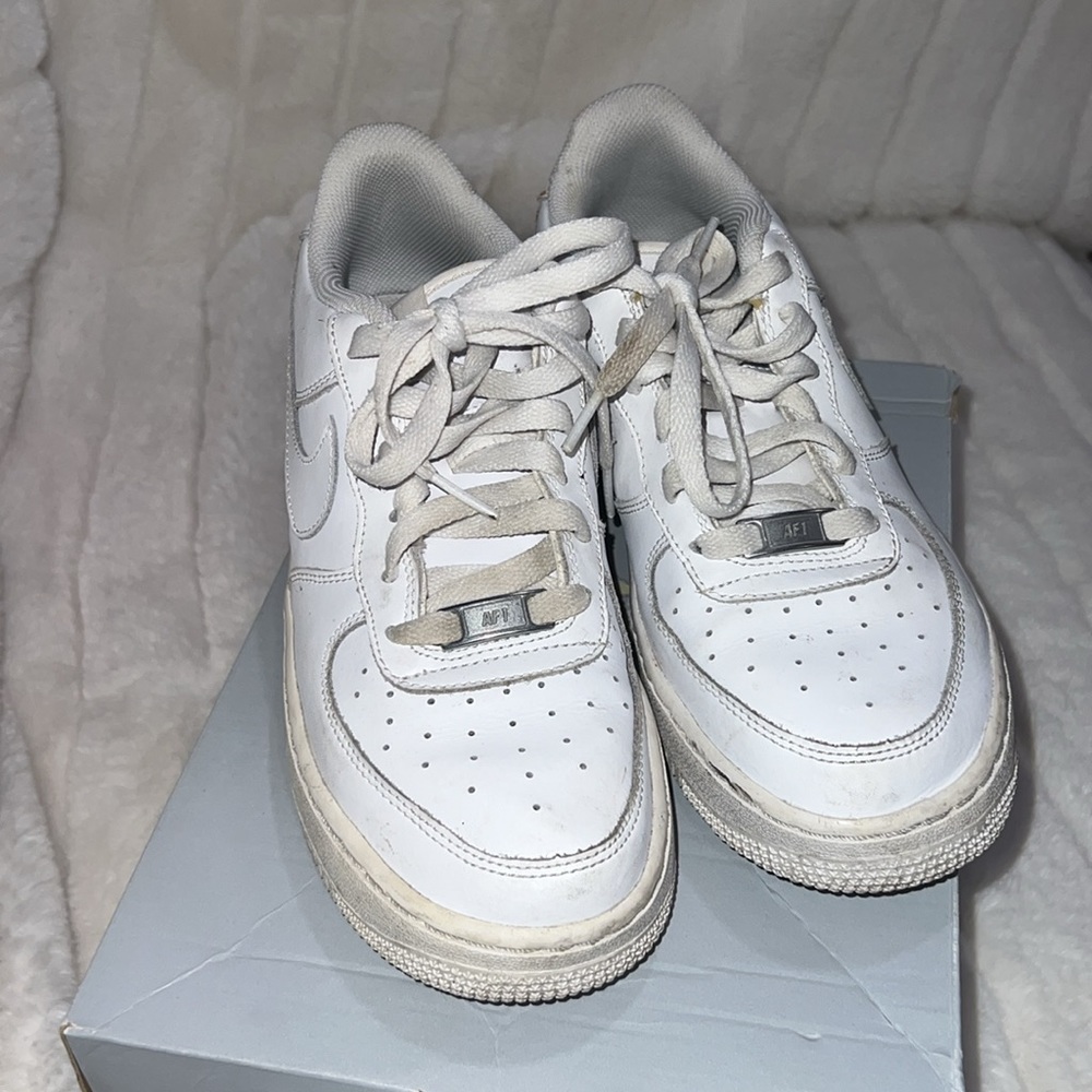 Preloved Air Force 1